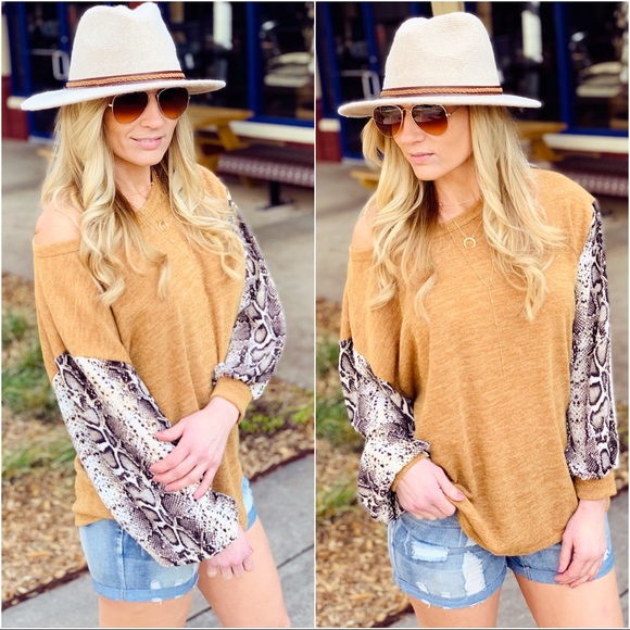 WHAT YOU’VE BEEN WAITING FOR TOP - Picture 3 of 5